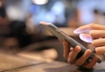 How Restaurants Can ‘Hack’ Social Media Algorithms social-media-algorithm