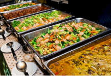 The Buffet Is Back, Stretching Dollars and Slinging Crab Legs